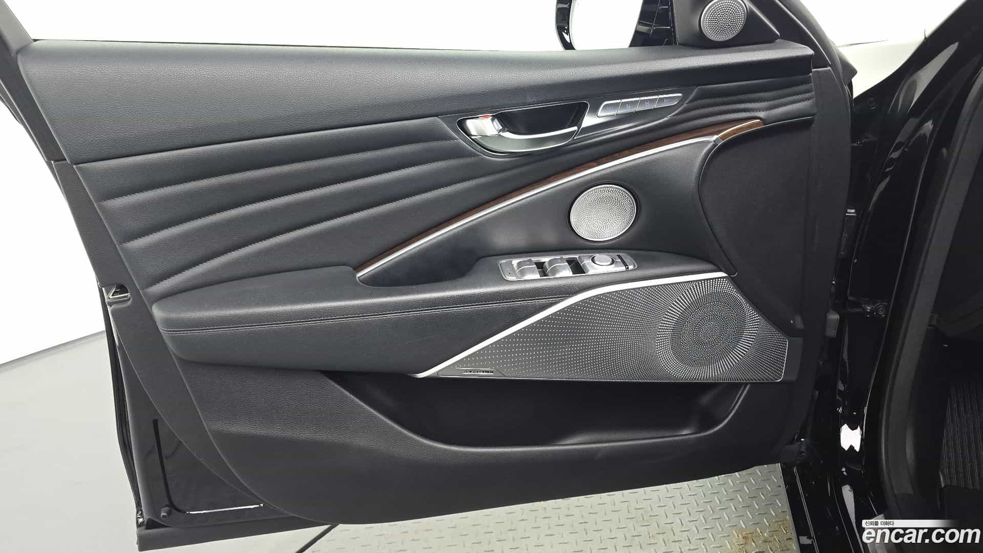 K9 Kia 2018.3-INNER-034