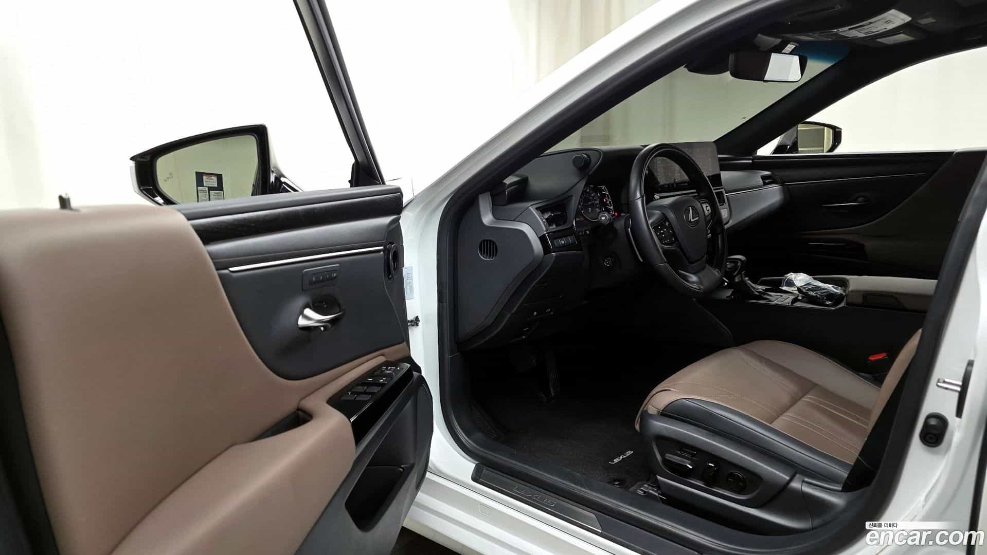ES Lexus 2024.7-INNER-010