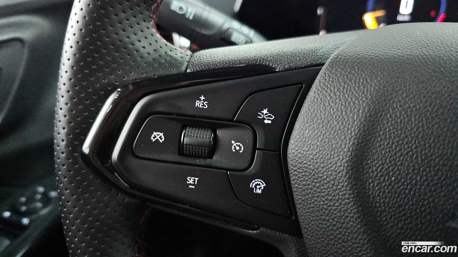 Trax Chevrolet 2023.10-OPTION-019