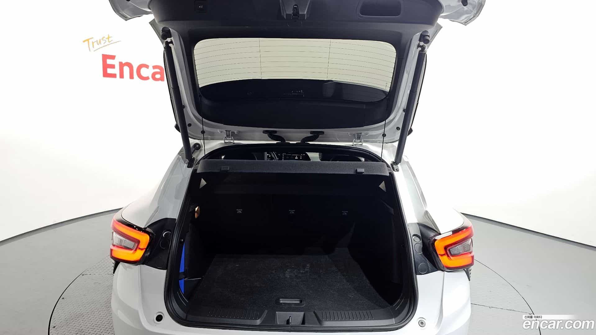 Trax Chevrolet 2023.10-OPTION-024