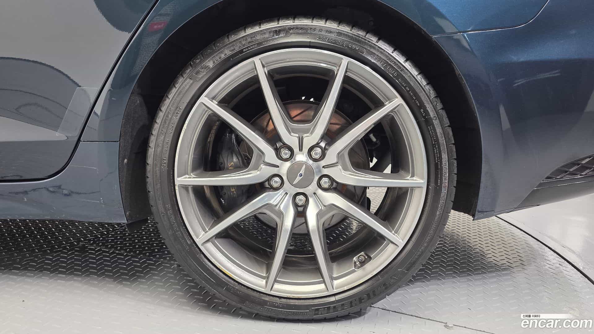 G70 Genesis 2021.0-OUTER-031