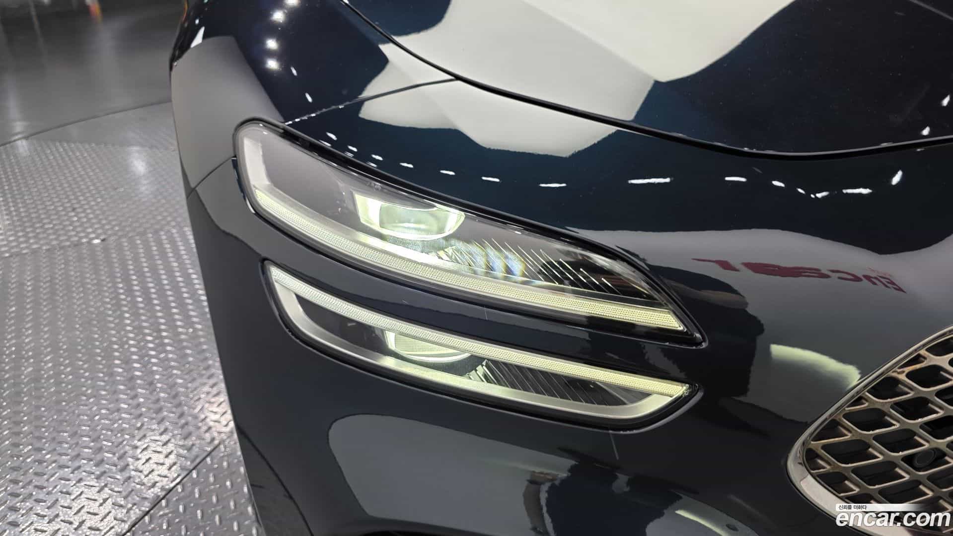 G70 Genesis 2021.0-OUTER-032