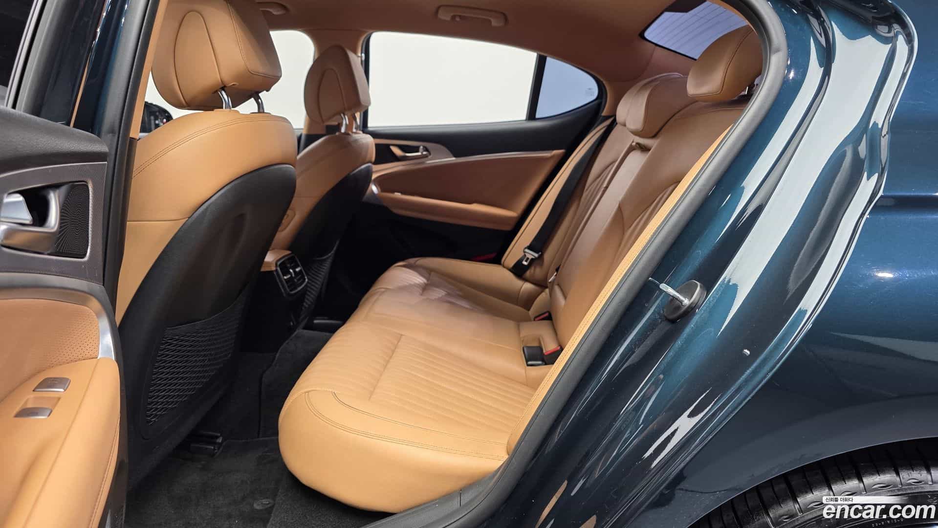 G70 Genesis 2021.0-INNER-036