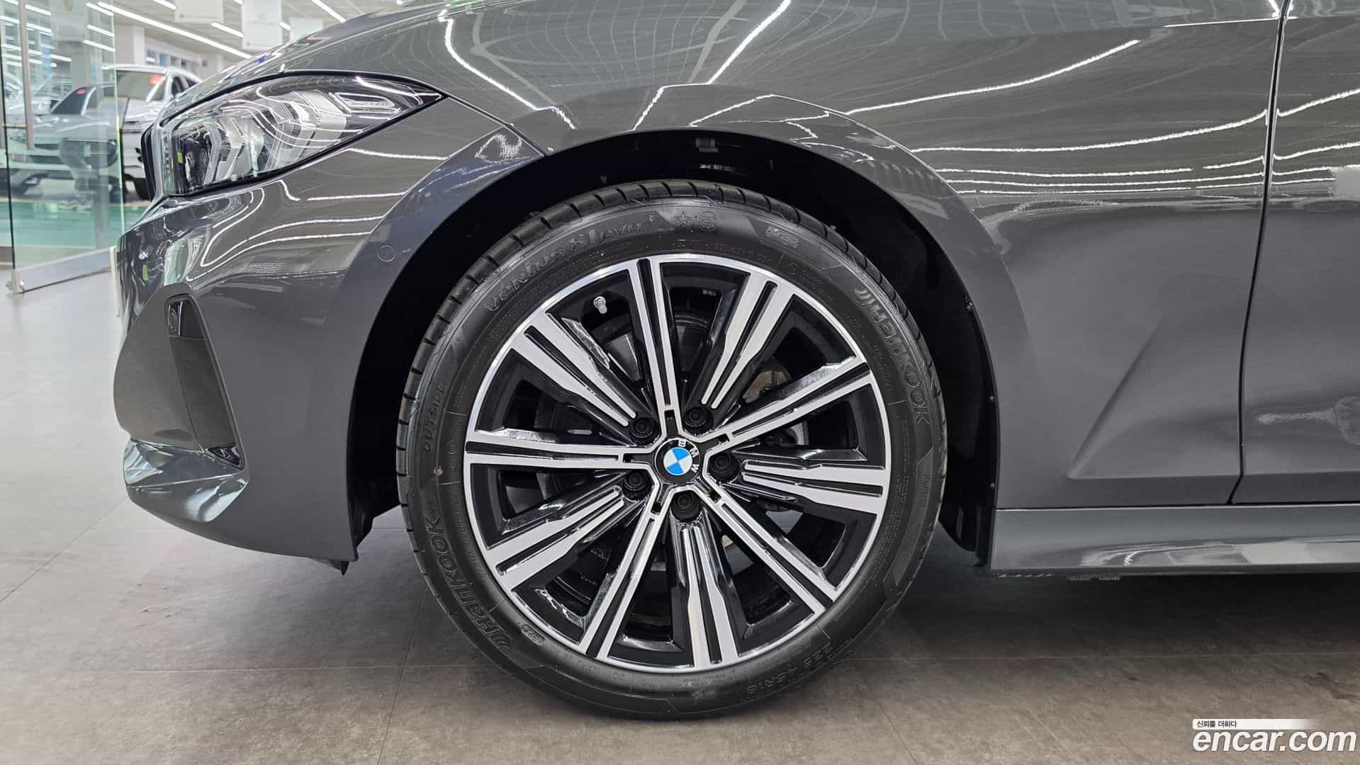 3-Series BMW 2025.6-OUTER-005