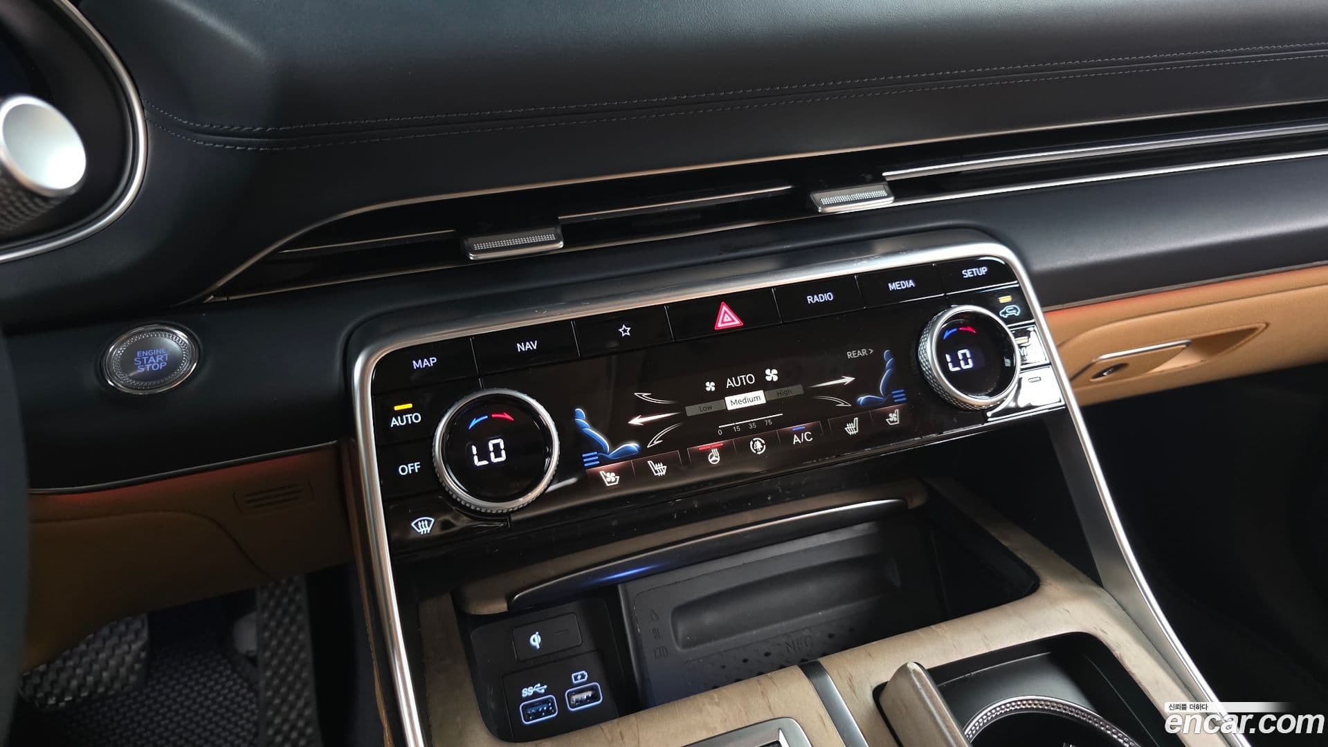 Main__Slider__Photo:GV80 Genesis 2020.6-16