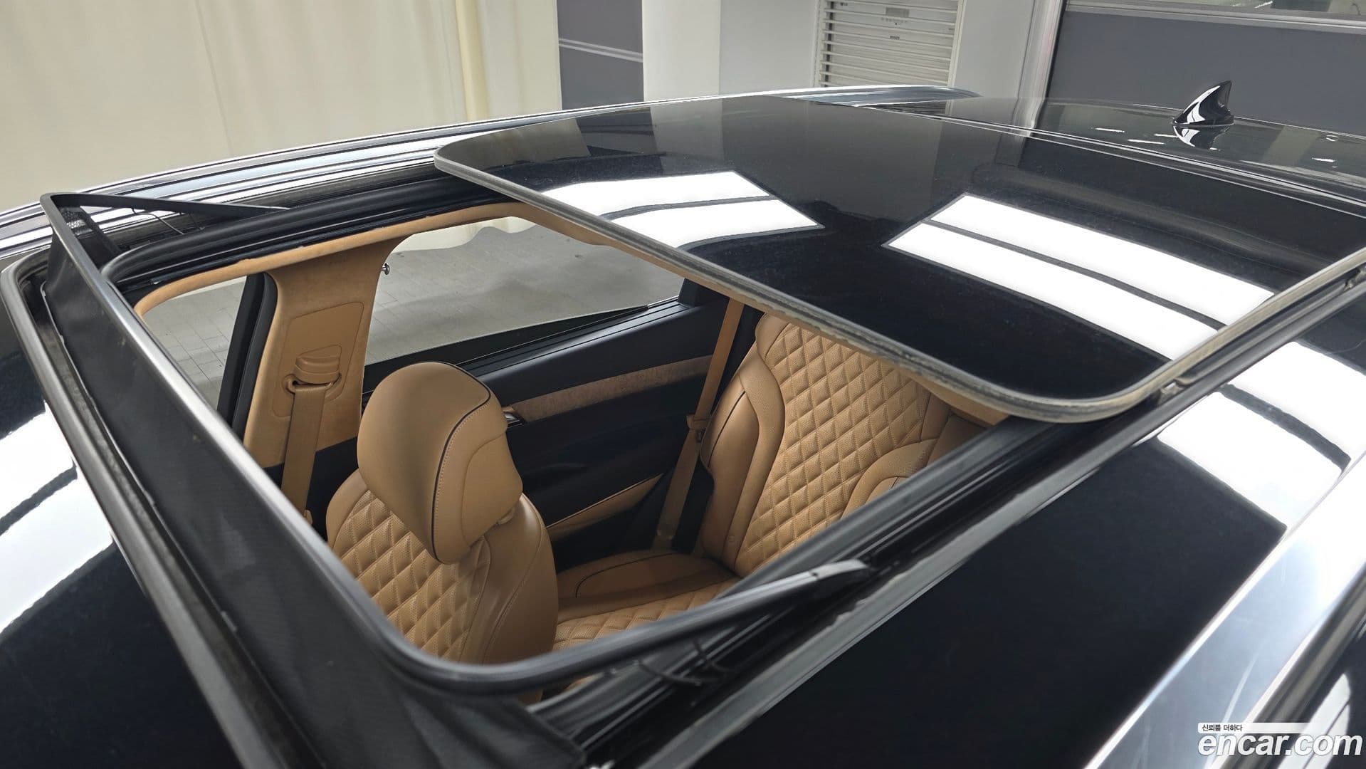 Main__Slider__Photo:GV80 Genesis 2020.6-28