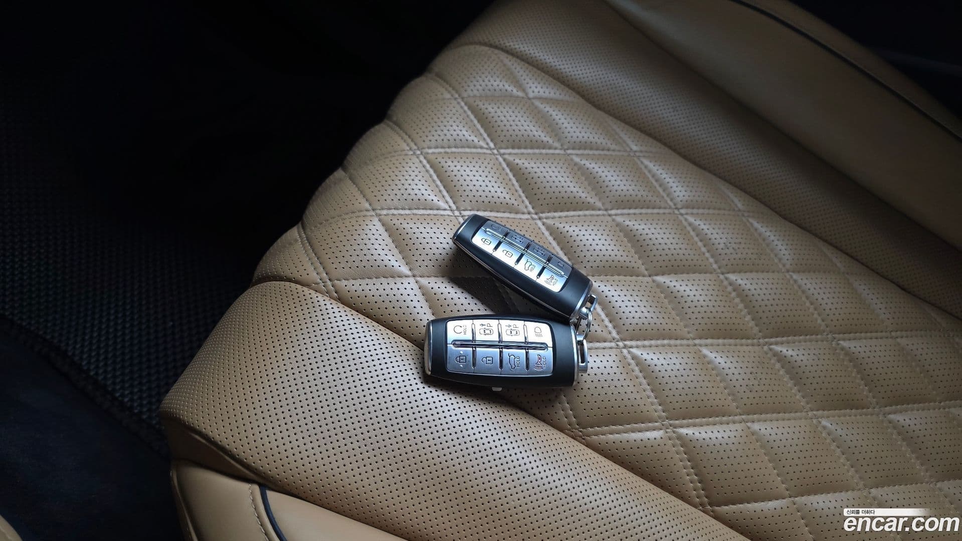 Main__Slider__Photo:GV80 Genesis 2020.6-36