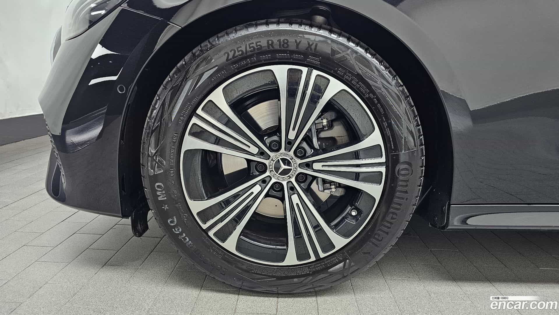 E-Class Mercedes-Benz 2025.4-OUTER-005