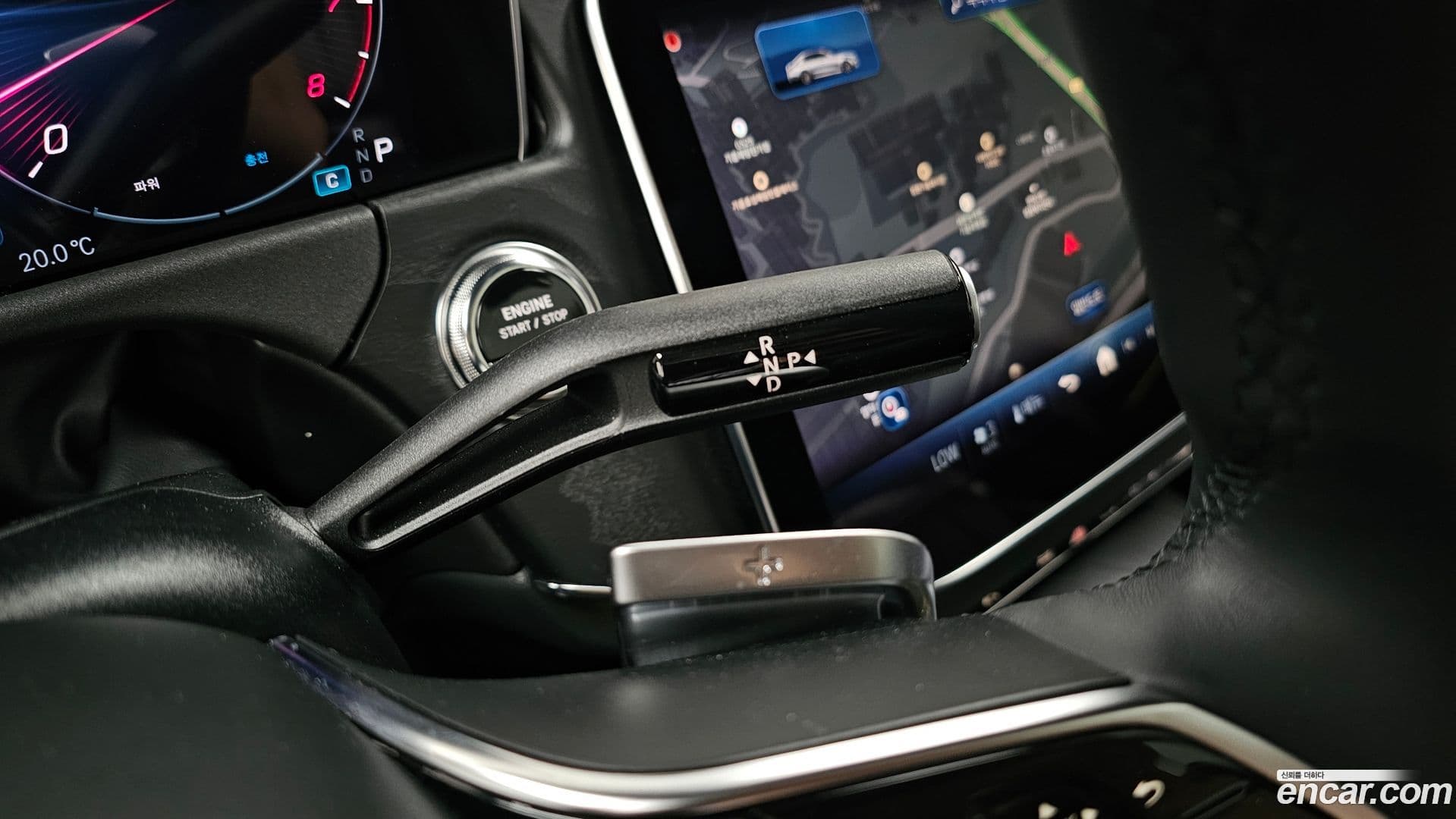 Main__Slider__Photo:E-Class Mercedes-Benz 2025.4-8