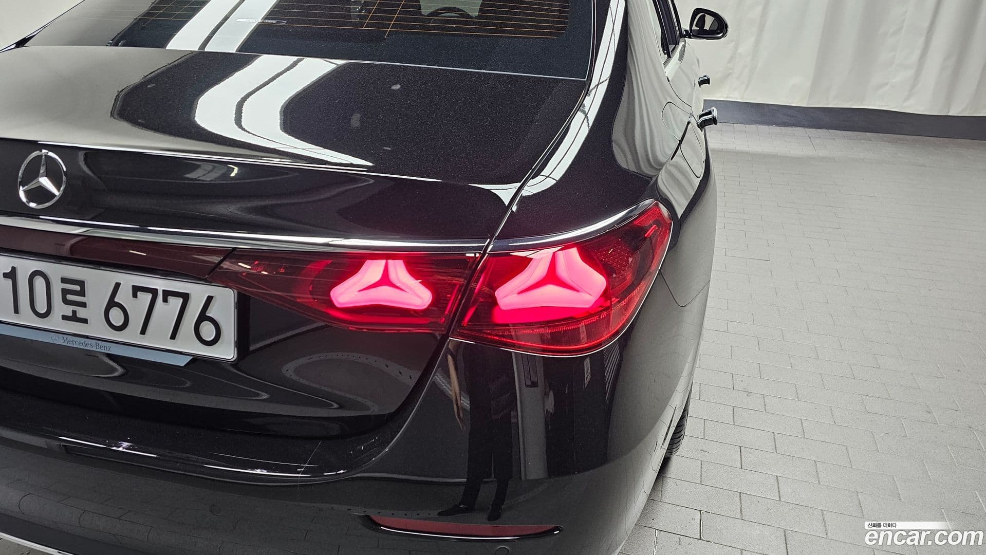 Main__Slider__Photo:E-Class Mercedes-Benz 2025.4-22