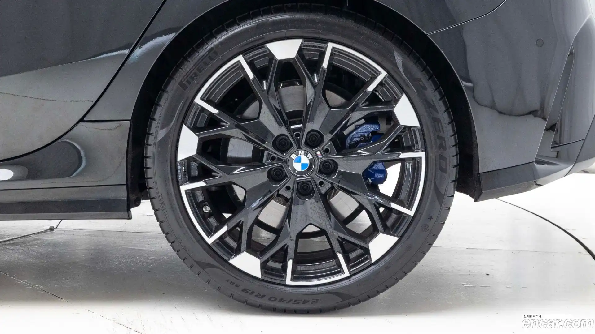 1-Series BMW 2025.6-OUTER-005