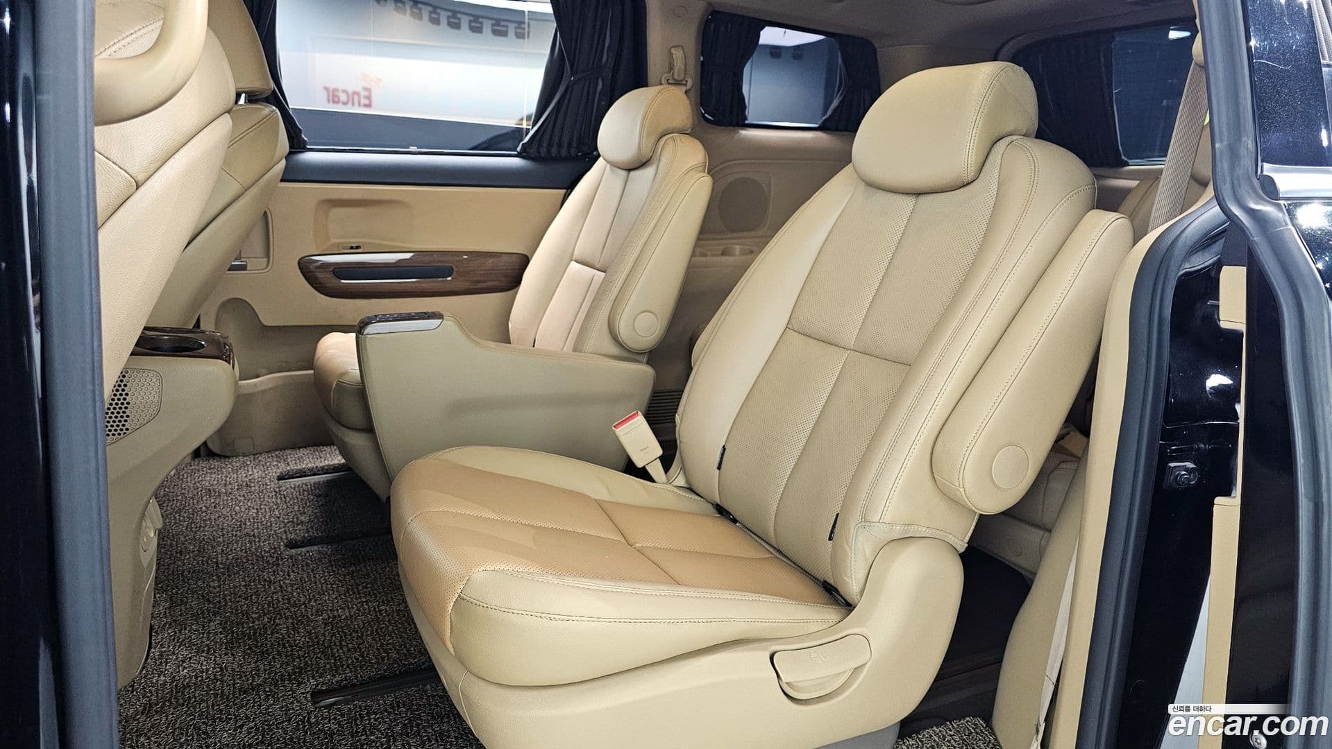 Main__Slider__Photo:Canival Kia 2016.7-11