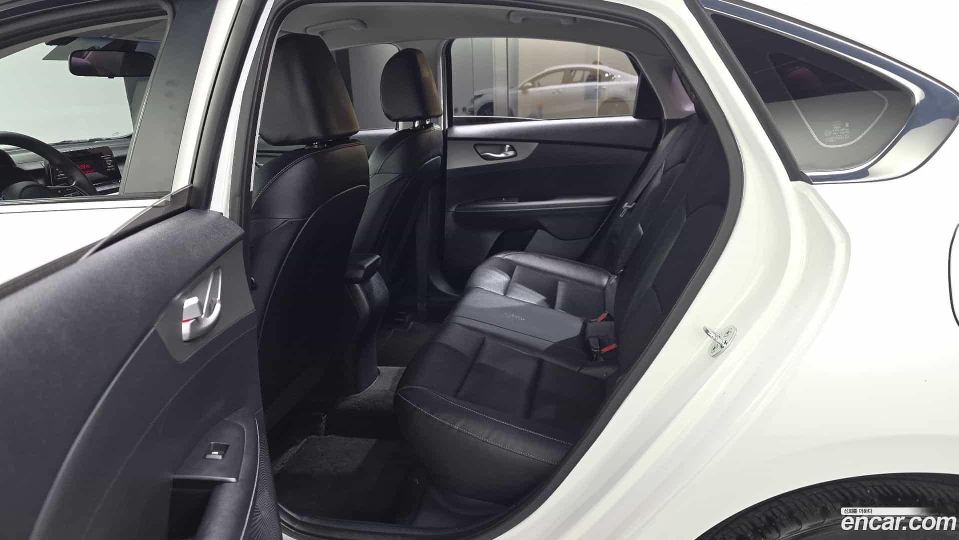 K3 Kia 2019.2-INNER-036