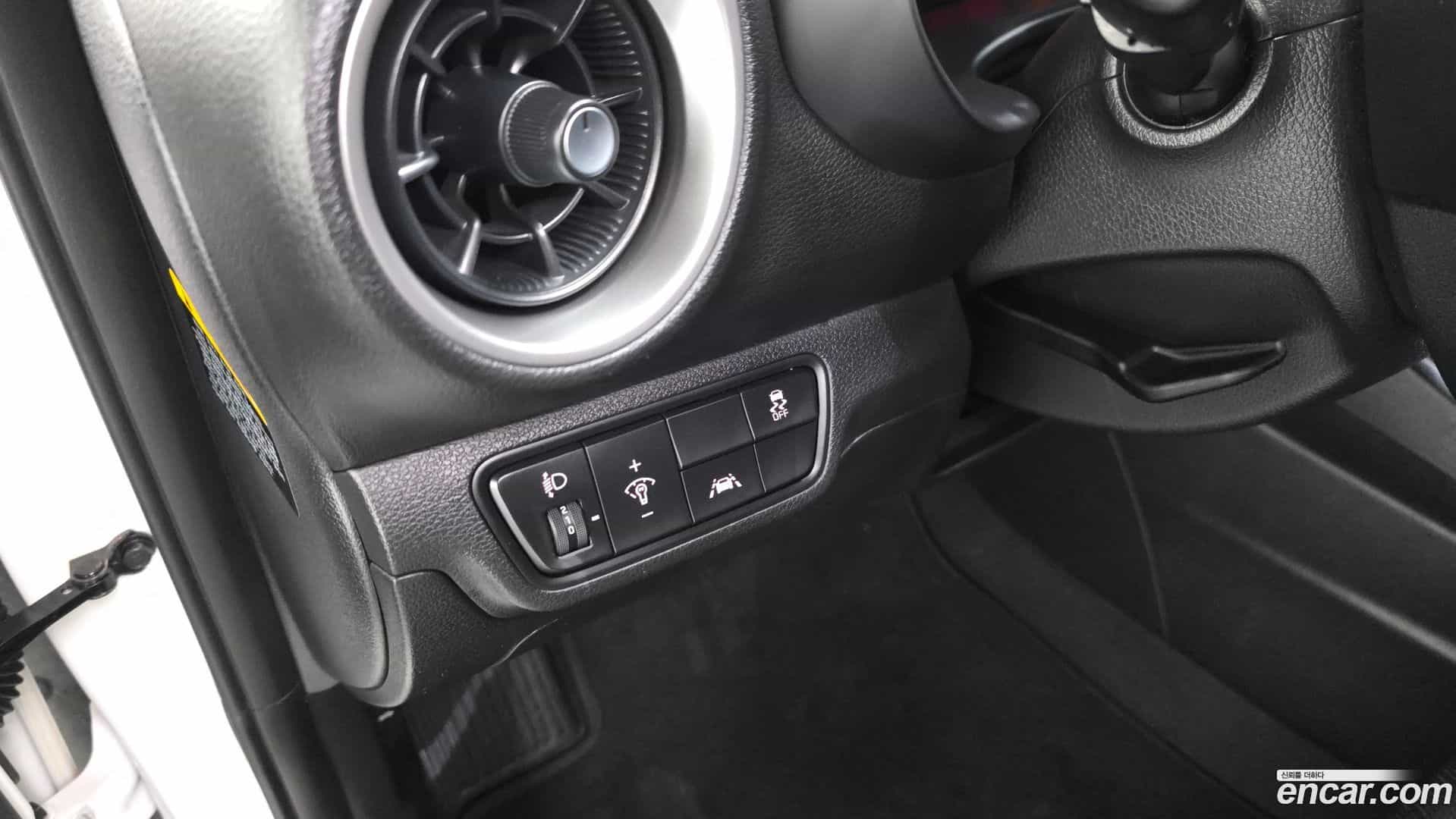 K3 Kia 2019.2-OPTION-043