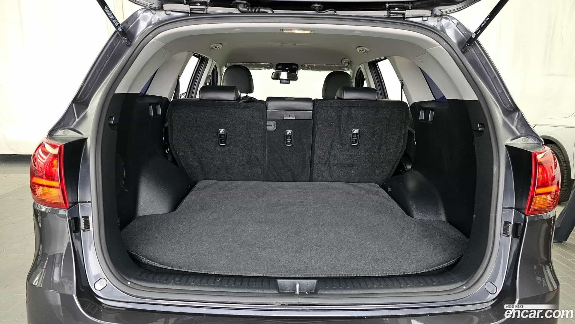 Sorento Kia 2019.6-OPTION-024