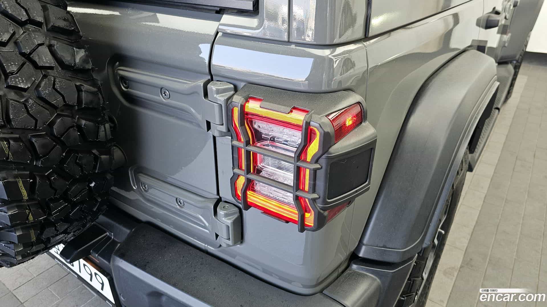 Wrangler Jeep 2020.3-OUTER-033