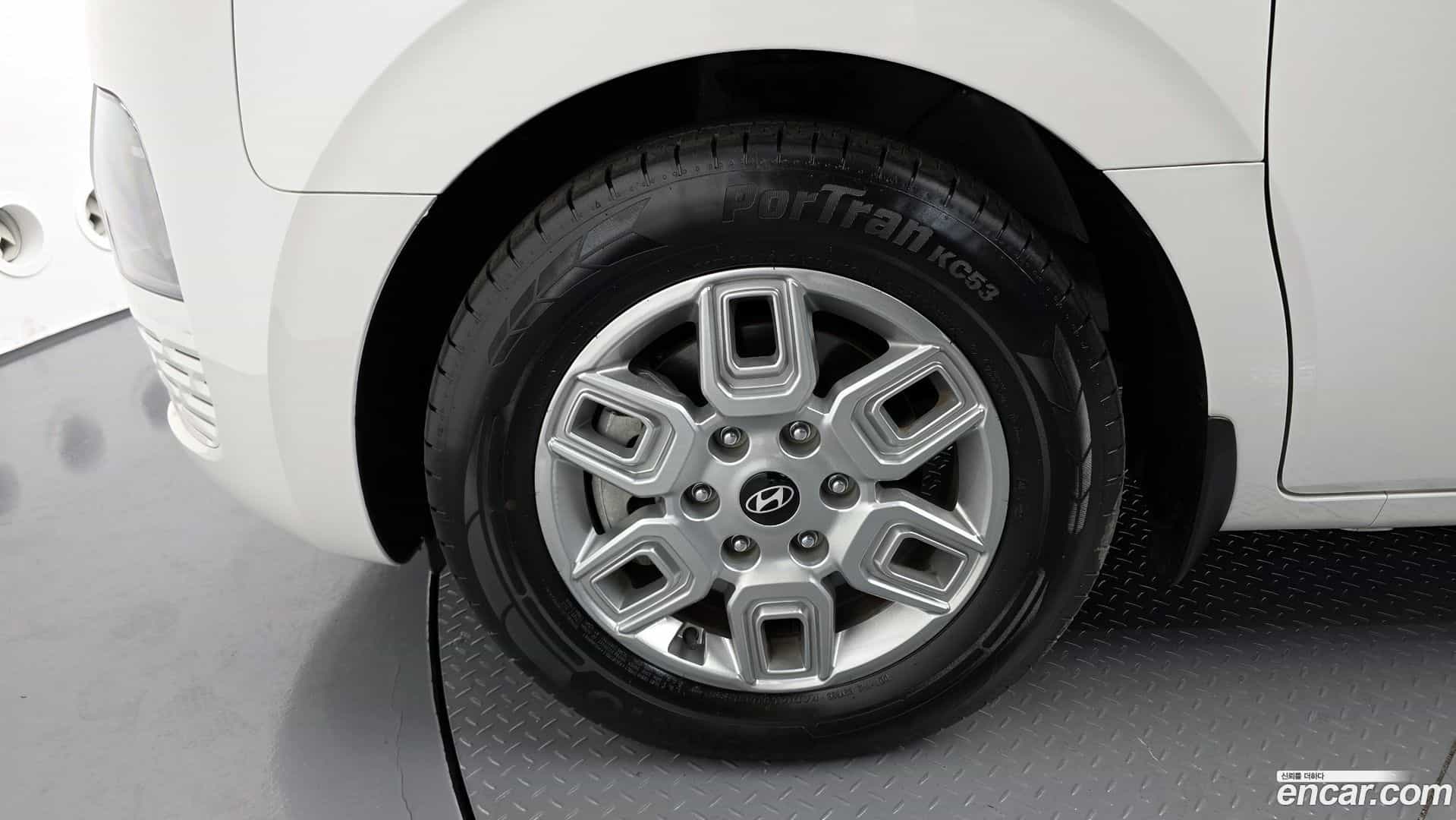 Staria Hyundai 2024.3-OUTER-005