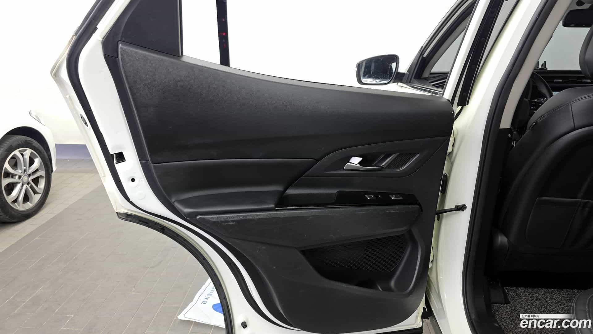 KORANDO KG Mobility 2021.5-INNER-035