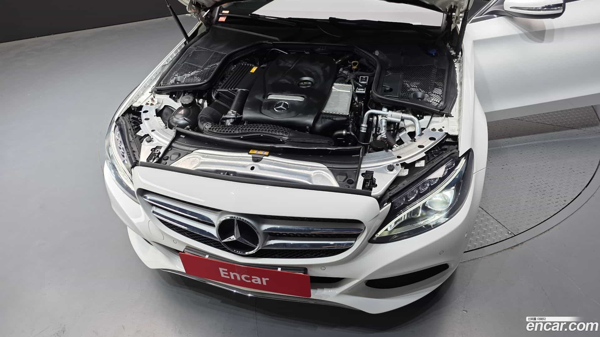 C-Class Mercedes-Benz 2018.2-INNER-007