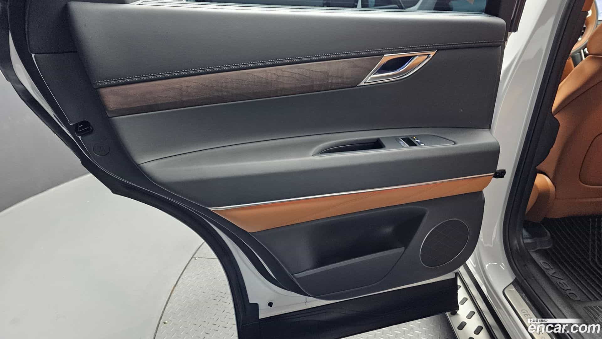 GV80 Genesis 2024.2-INNER-035