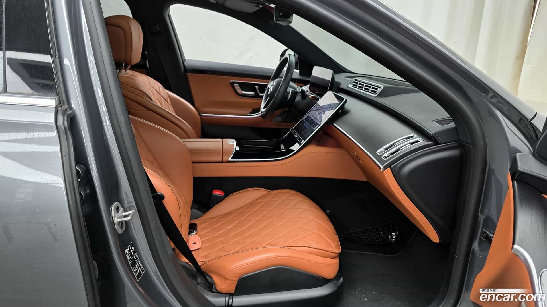 S-Class Mercedes-Benz 2023.6-OPTION-015