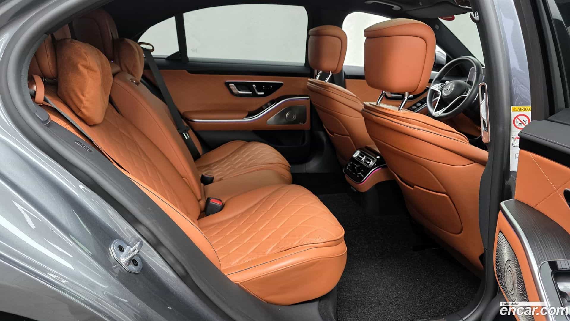 S-Class Mercedes-Benz 2023.6-OPTION-016