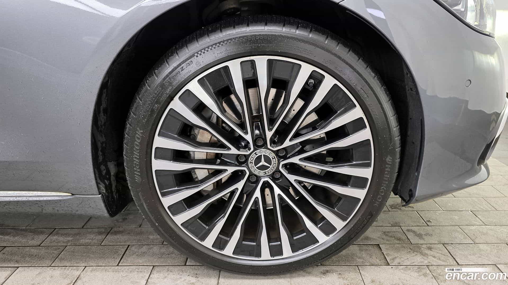S-Class Mercedes-Benz 2023.6-OUTER-031
