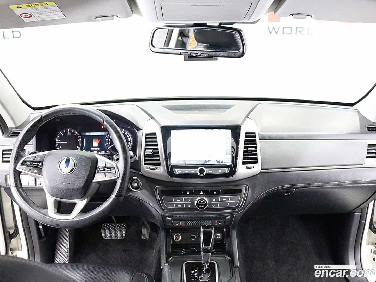 Rexton KG Mobility 2019.0-INNER-007