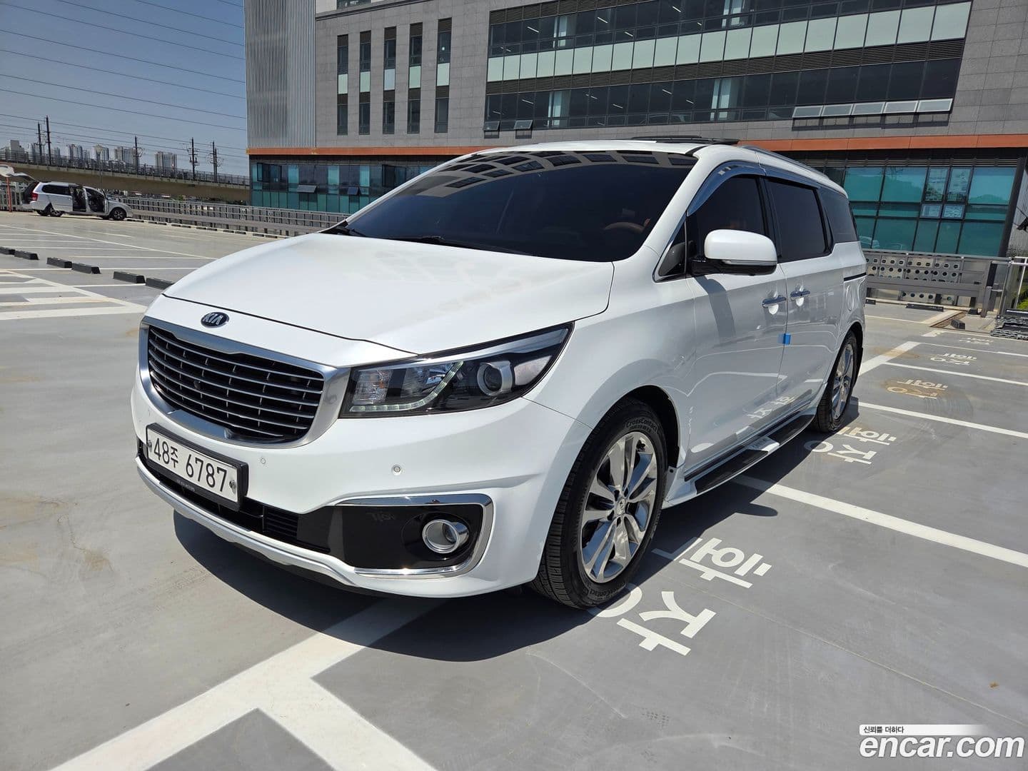 Main__Slider__Photo:Canival Kia 2017.1-0