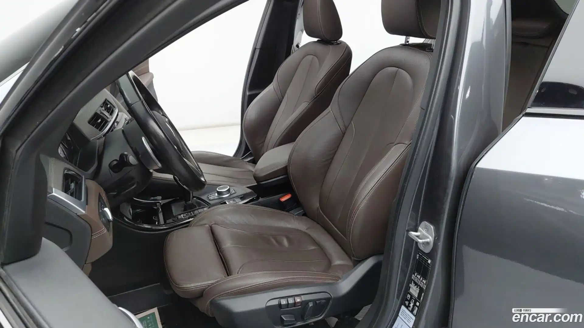 X2 (F39) BMW 2021.0-OPTION-015