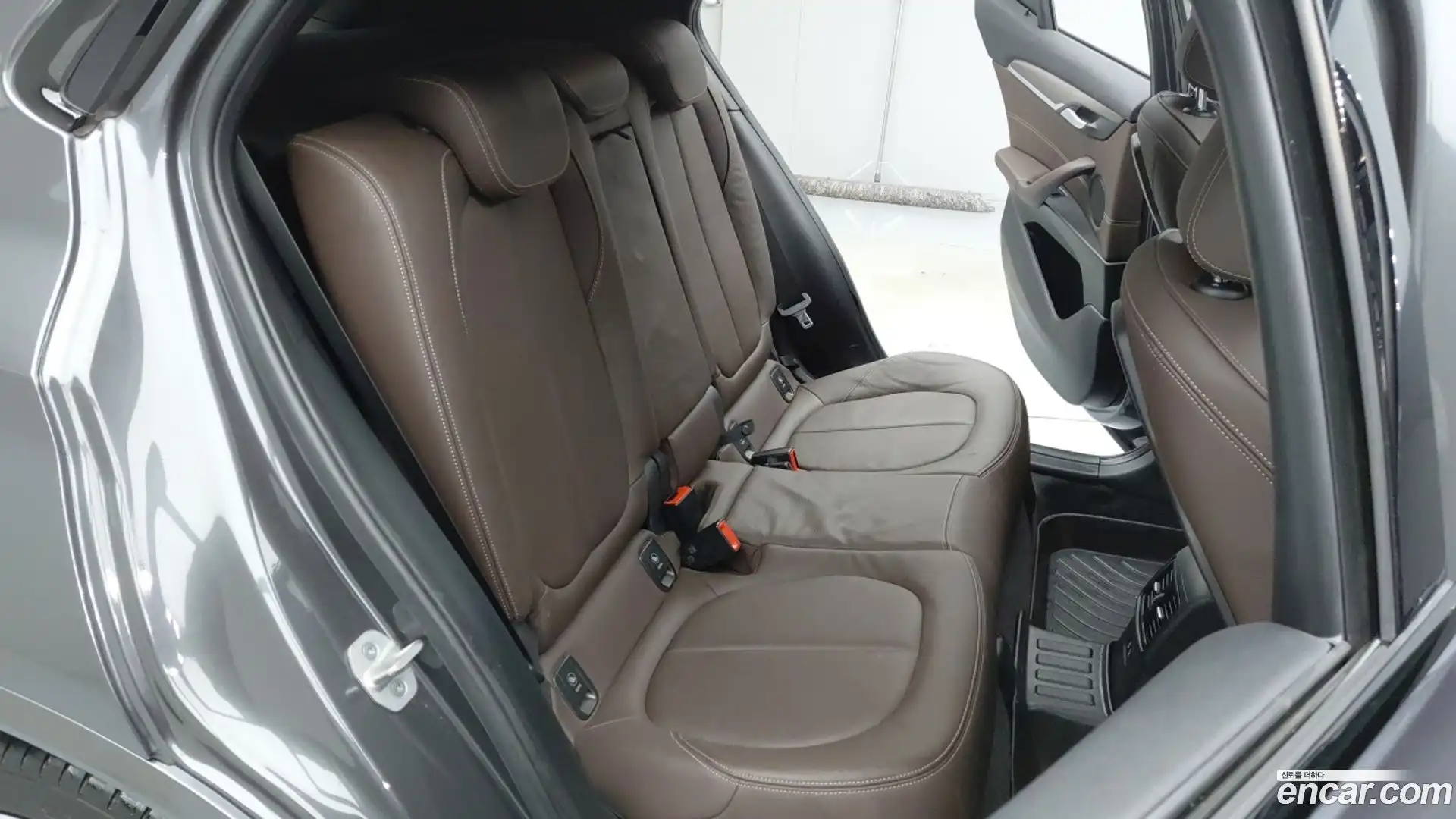 X2 (F39) BMW 2021.0-OPTION-017