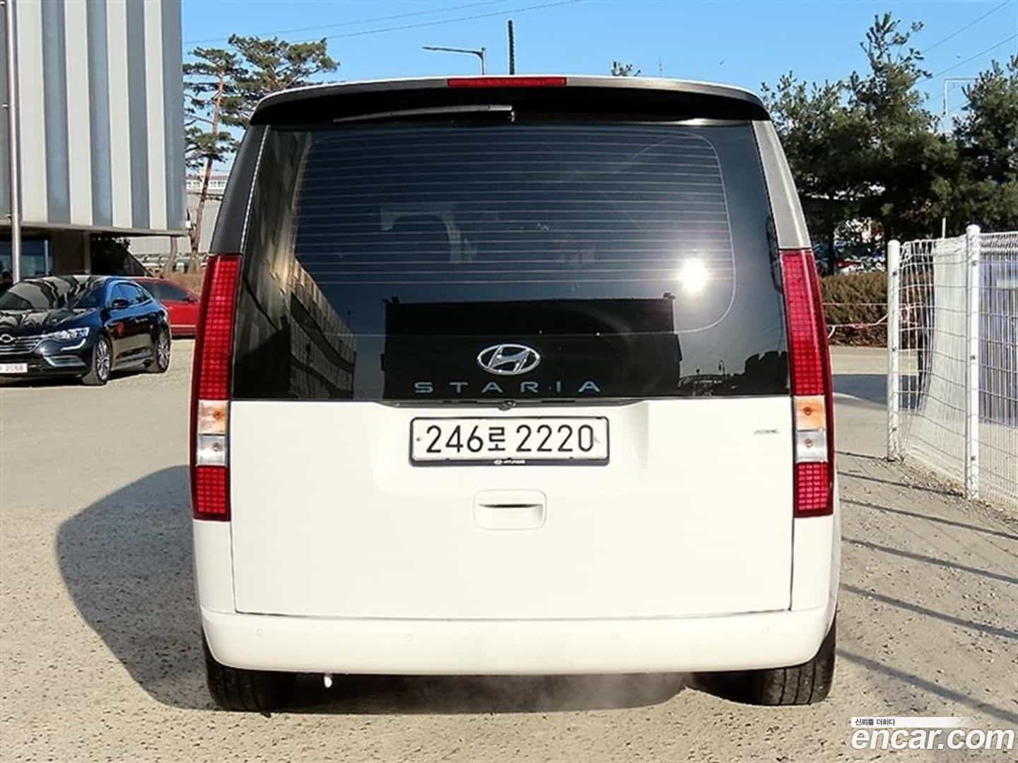 Staria Hyundai 2023.3-OUTER-004
