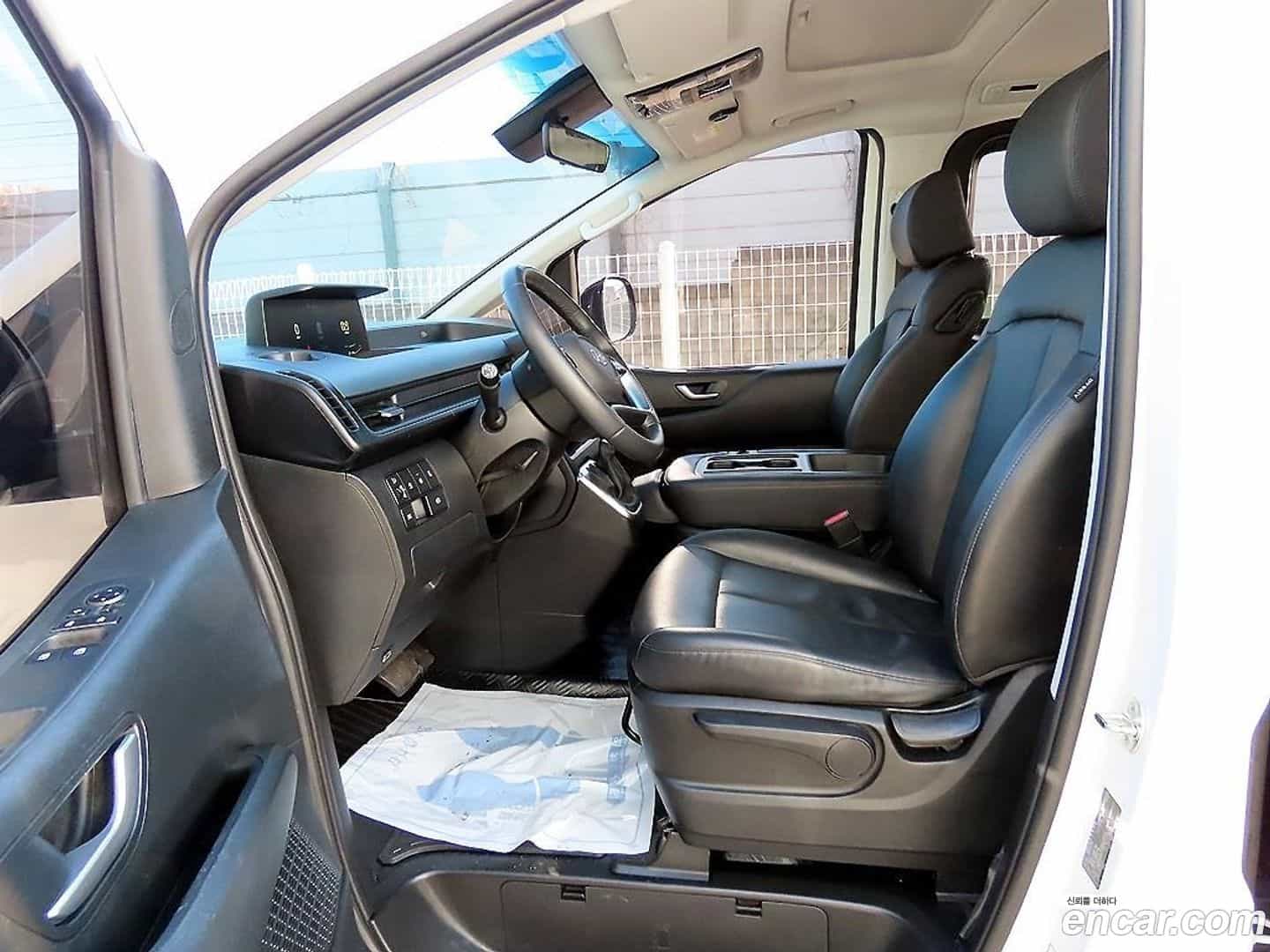 Staria Hyundai 2023.3-INNER-007