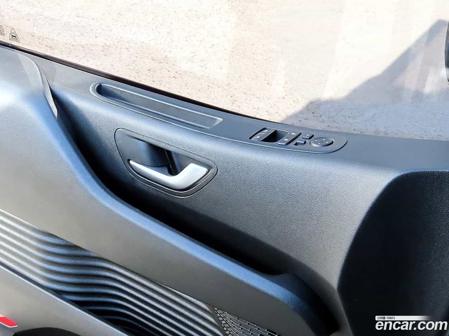 Staria Hyundai 2023.3-OPTION-021