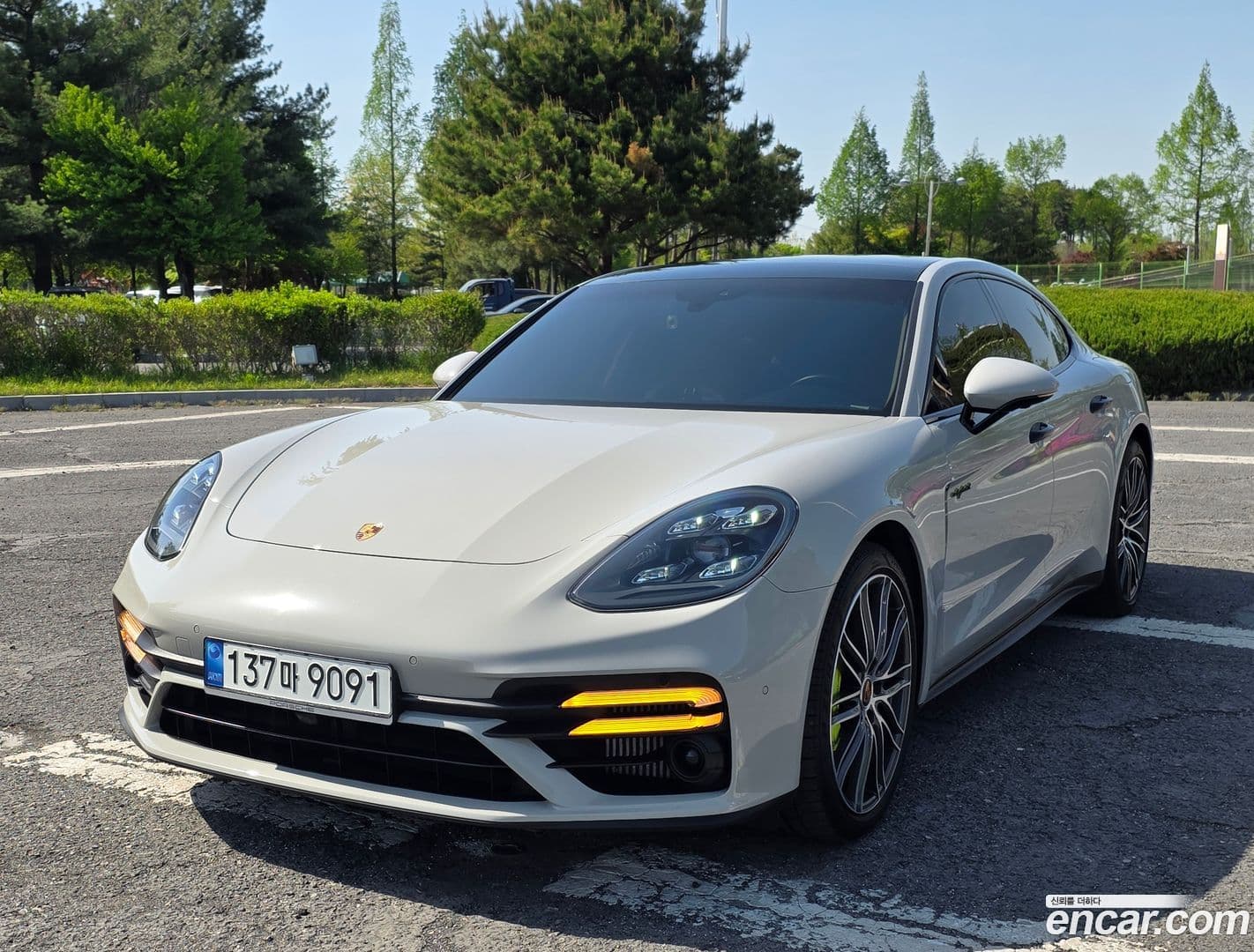 Main__Slider__Photo:Panamera Porsche 2021.7-0
