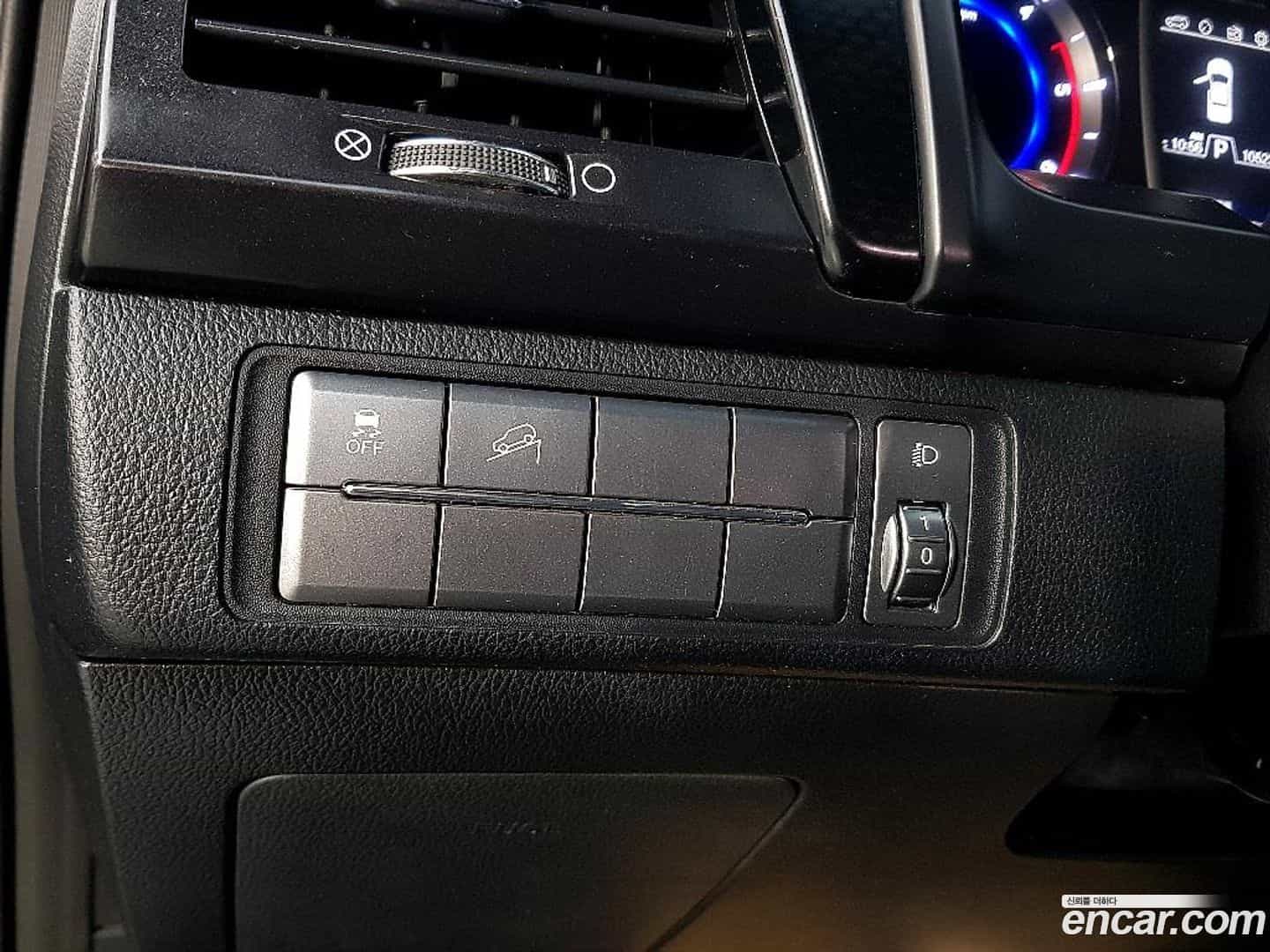 Rexton KG Mobility 2020.8-OPTION-015