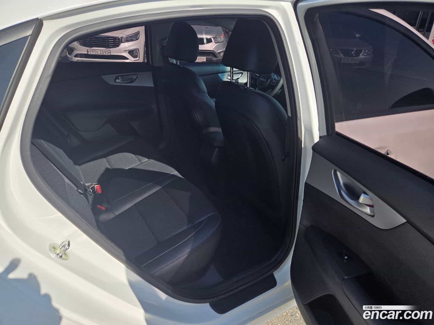 K3 Kia 2022.6-OPTION-016