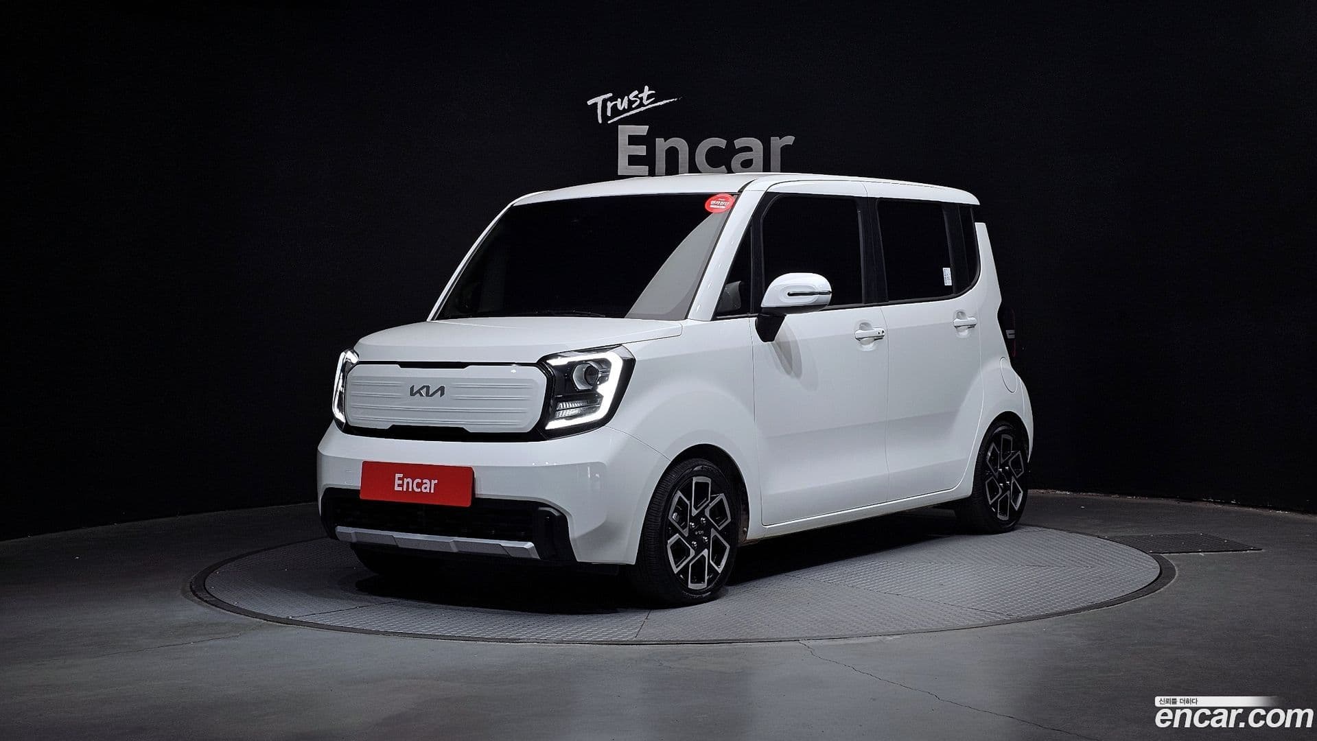 Main__Slider__Photo:RAY Kia 2023.2-0