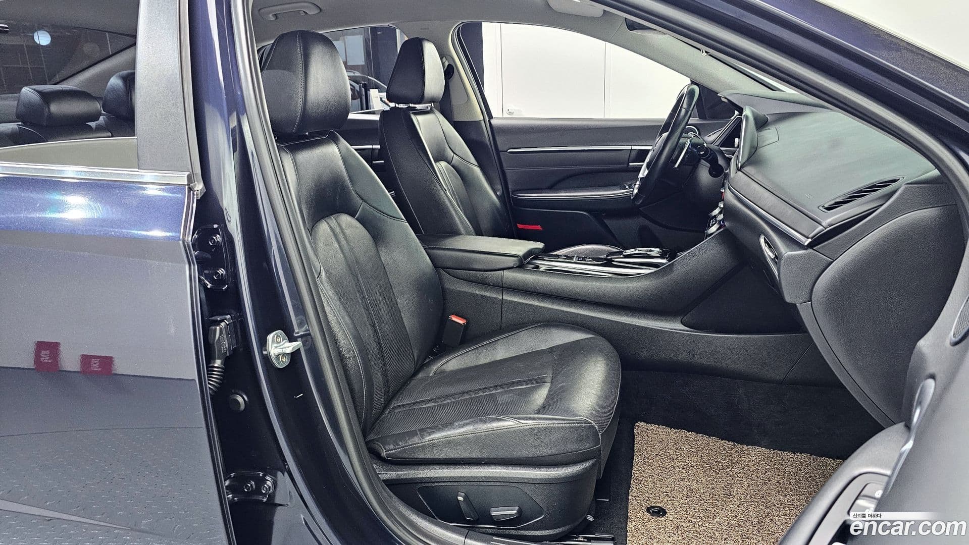 Main__Slider__Photo:Sonata Hyundai 2020.5-25