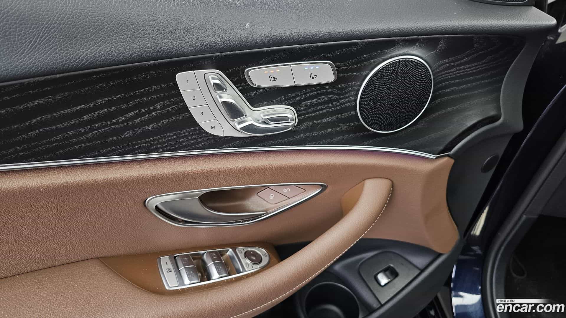 E-Class Mercedes-Benz 2023.10-OPTION-023