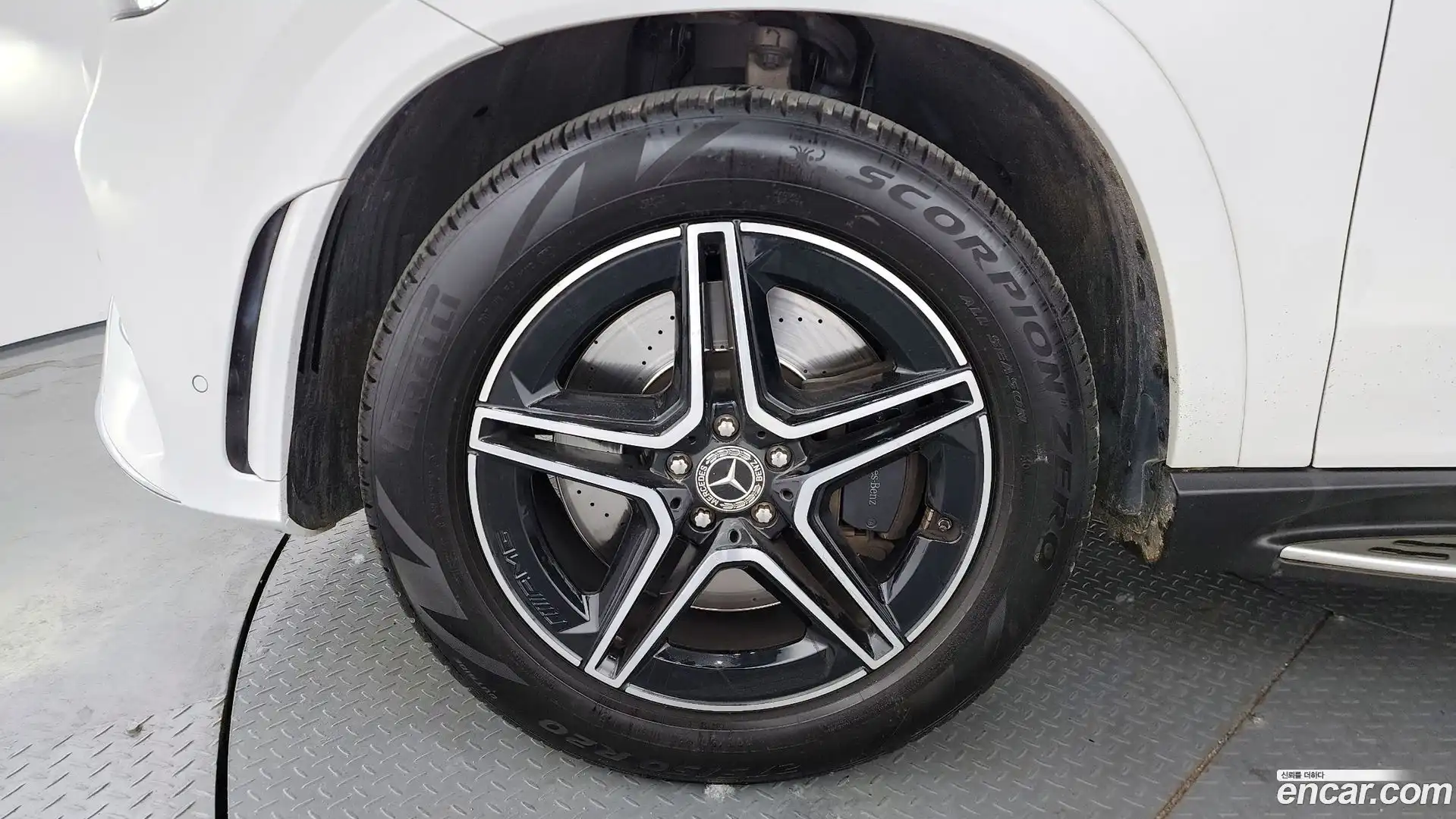 GLE-Class Mercedes-Benz 2021.5-OUTER-005