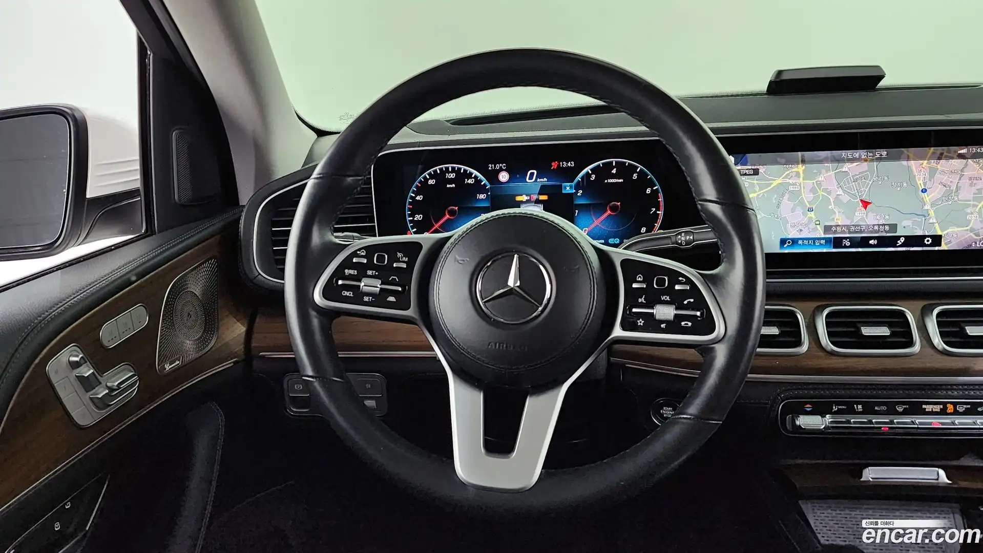 GLE-Class Mercedes-Benz 2021.5-OPTION-017