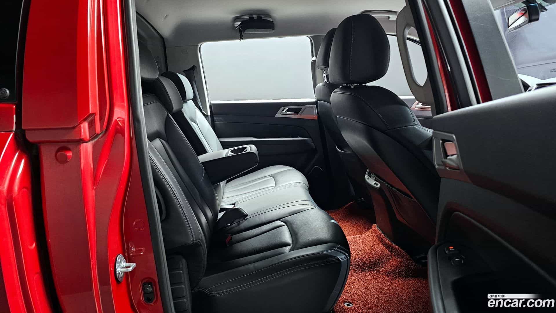 Rexton KG Mobility 2019.4-OPTION-015