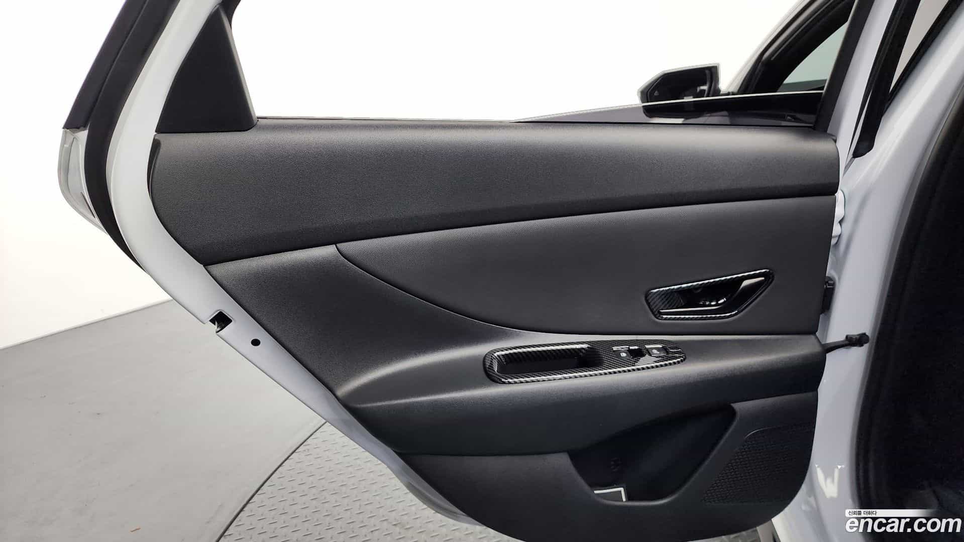 AVANTE Hyundai 2024.5-INNER-035