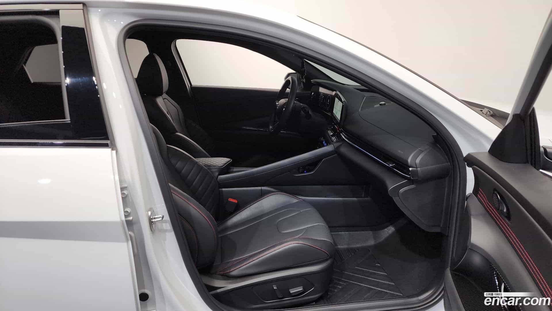 AVANTE Hyundai 2024.5-INNER-036