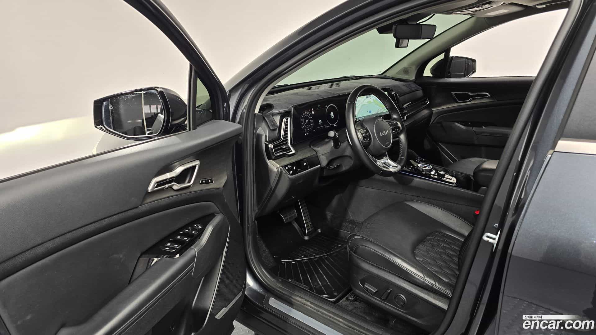 Sportage Kia 2022.2-INNER-010
