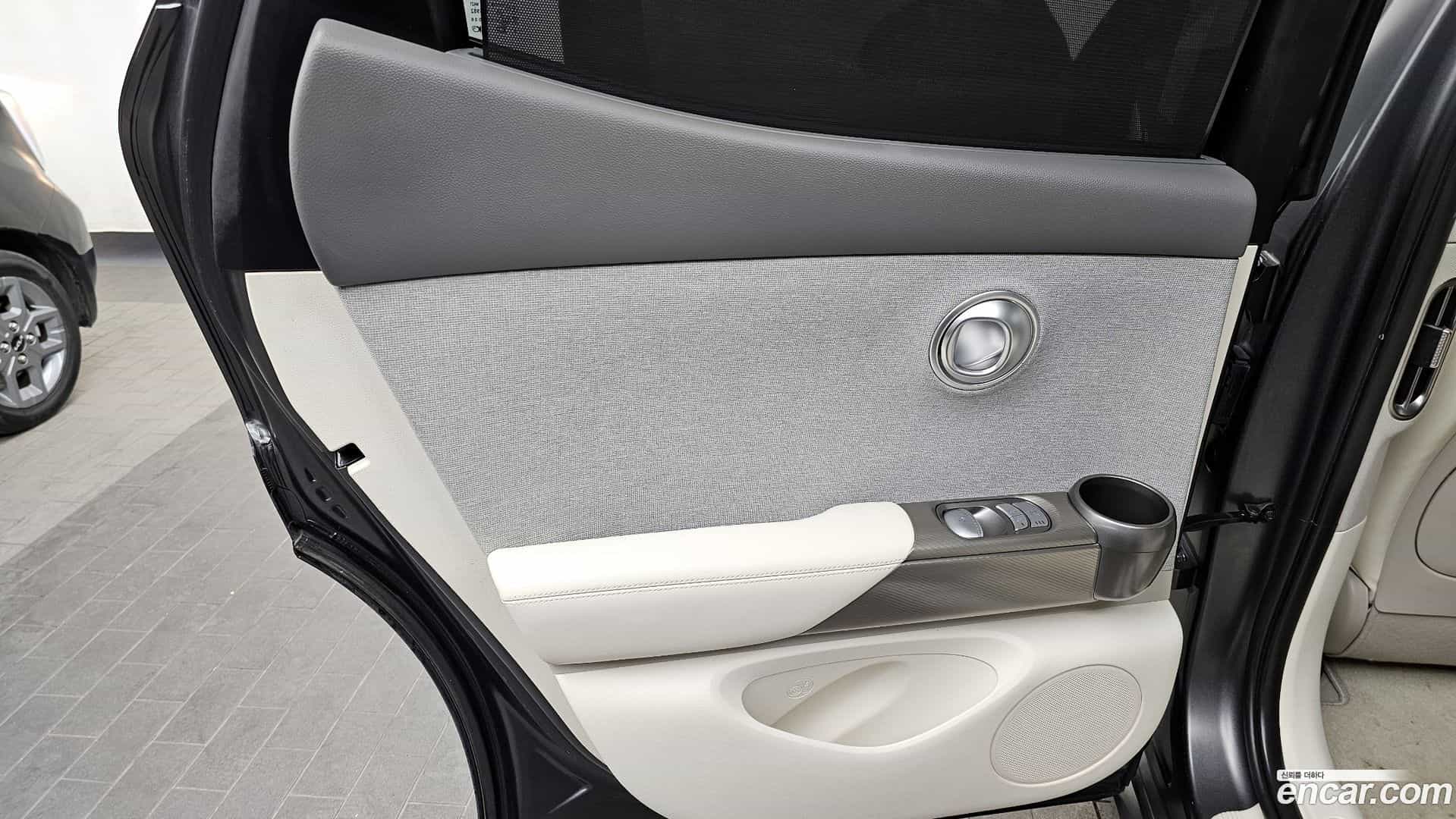 GV60 Genesis 2022.1-INNER-035