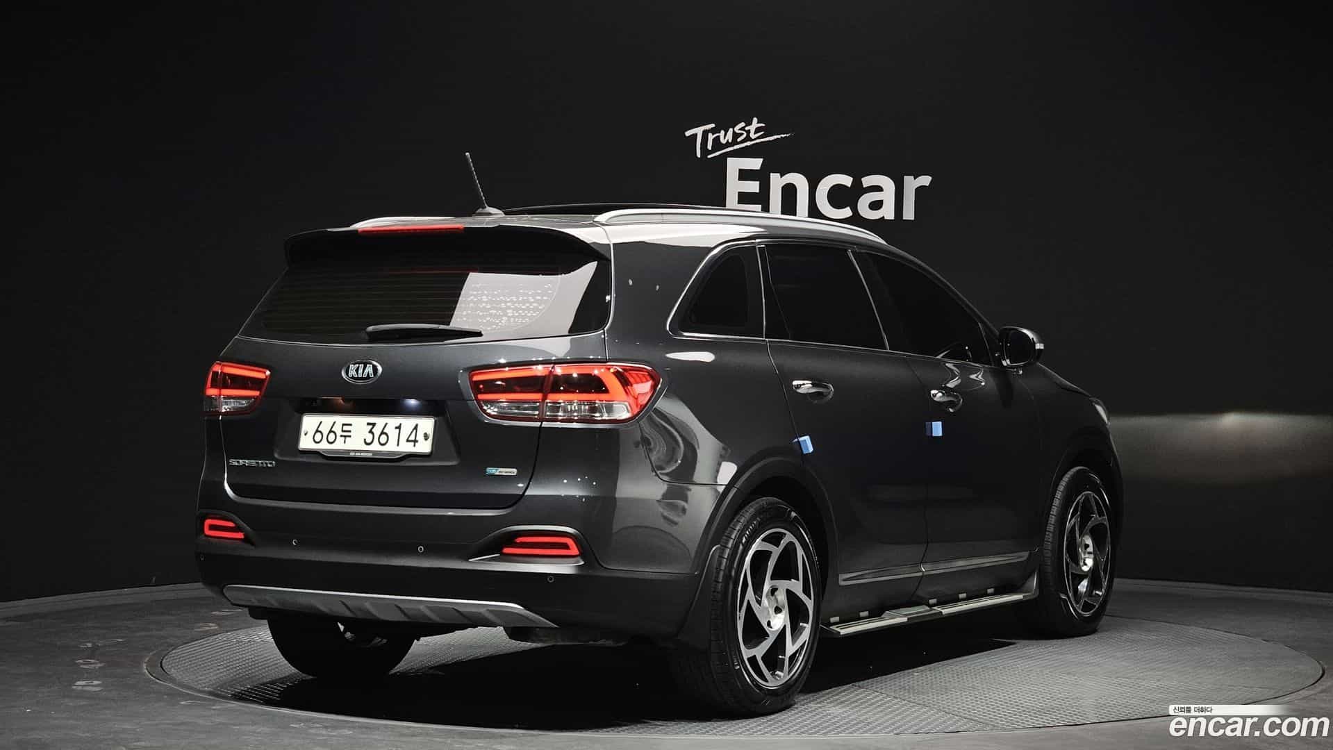 Sorento Kia 2015.6-OUTER-002