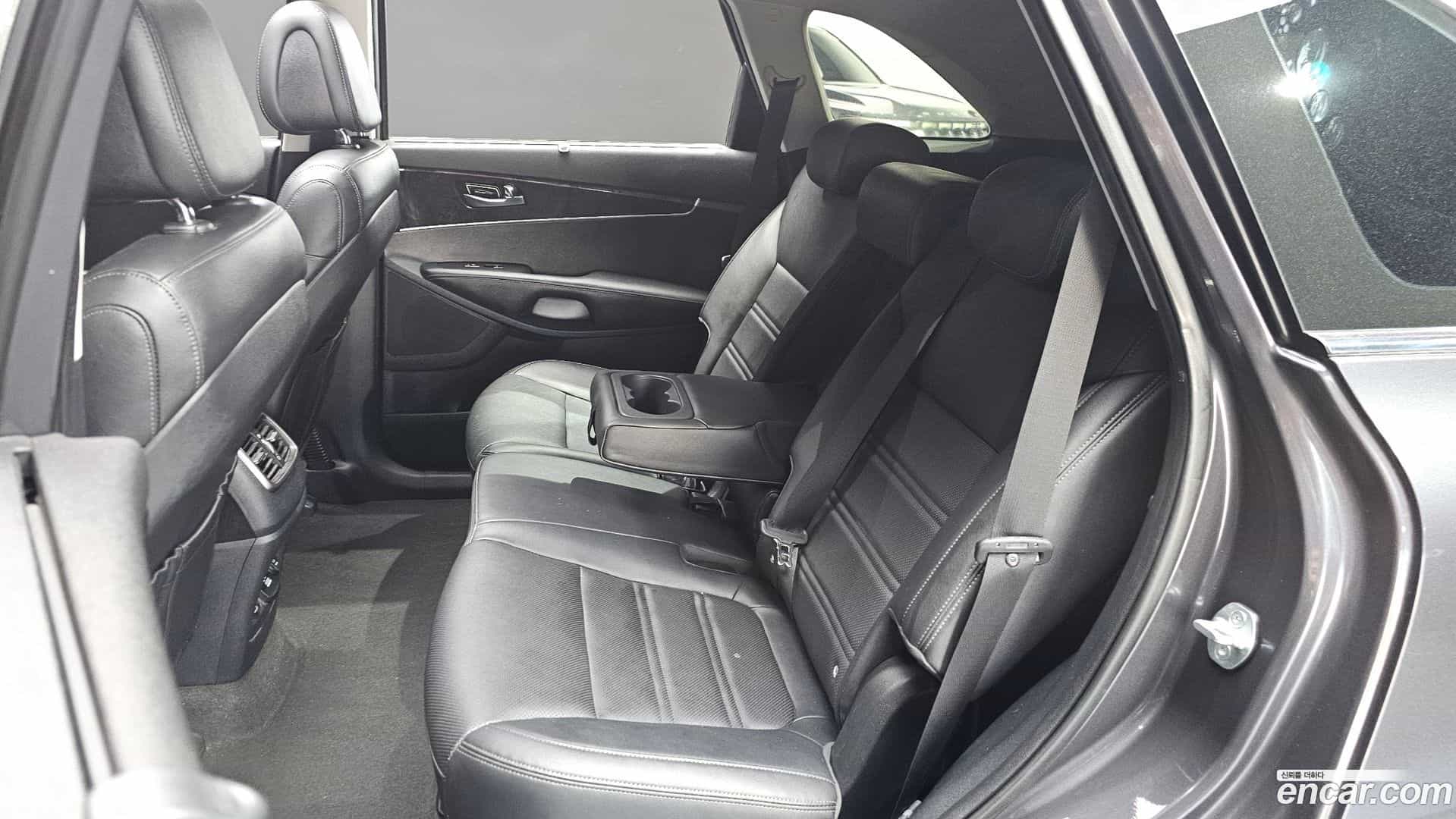 Sorento Kia 2015.6-OPTION-016