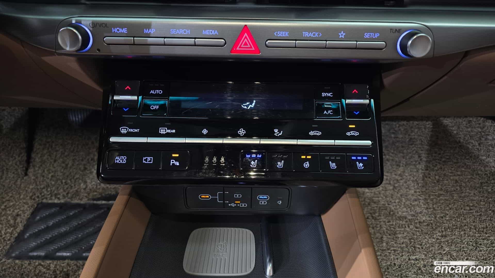 Grandeur Hyundai 2023.0-OPTION-021